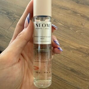 New - NEOM BEDTIME HERO PILLOW MIST 30ML